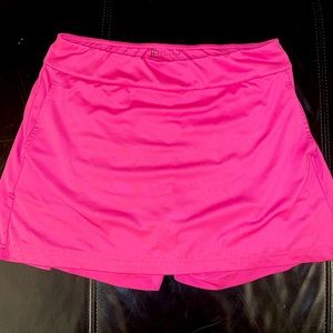 Cute EP New York golf skort!